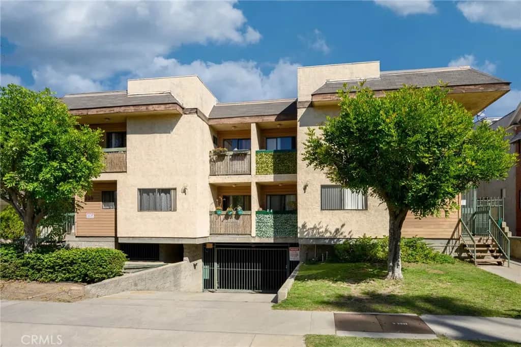 329 W Lomita Avenue 103, Glendale, CA — listing photo 1