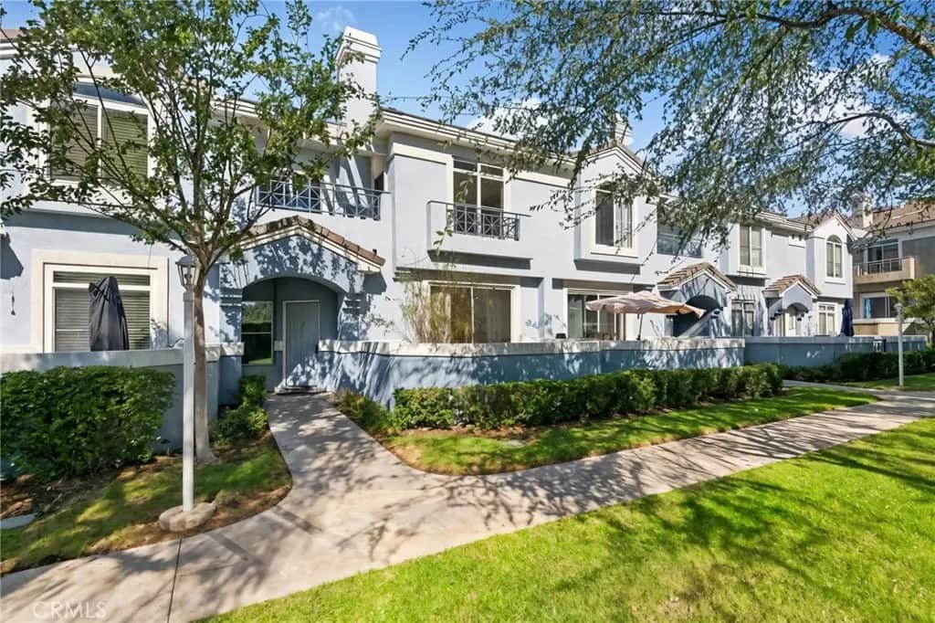 2230 Indigo Hills Drive 3, Corona, CA — listing photo 1