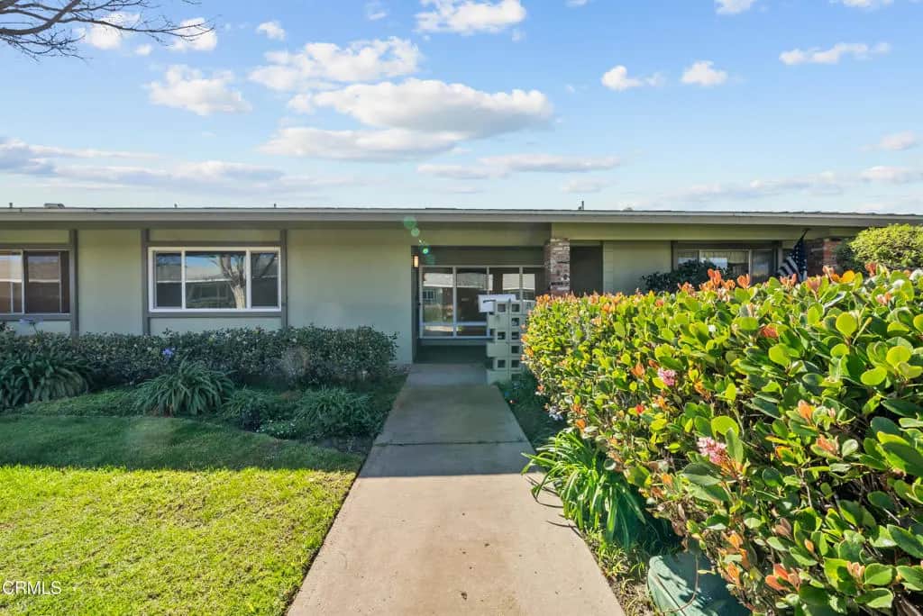 66 W Garden Green, Port Hueneme, CA — listing photo 1