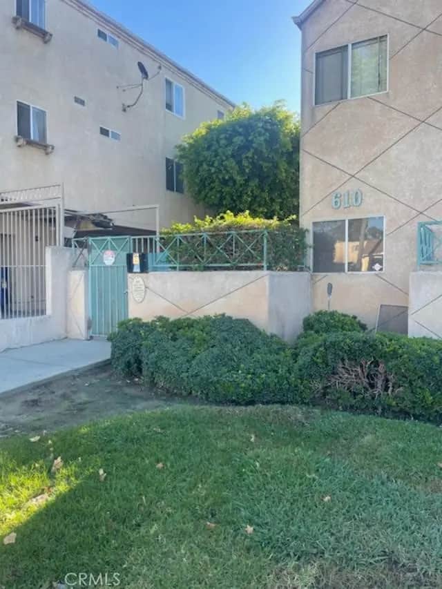 610 Venice, Inglewood, CA — listing photo 1
