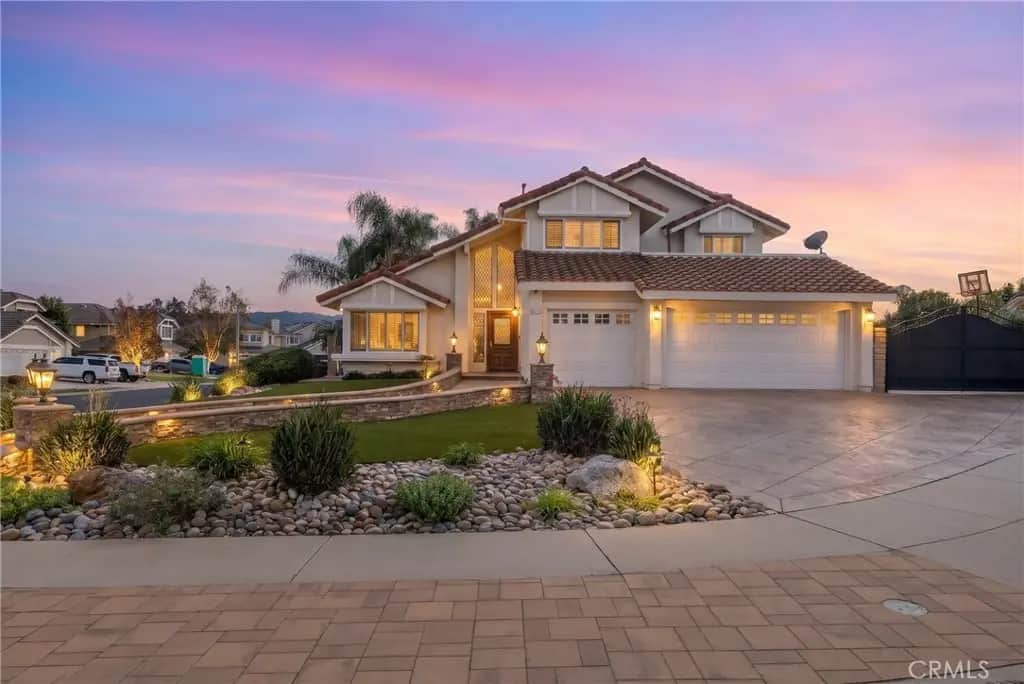 2953 Klamath, Simi Valley, CA — listing photo 1