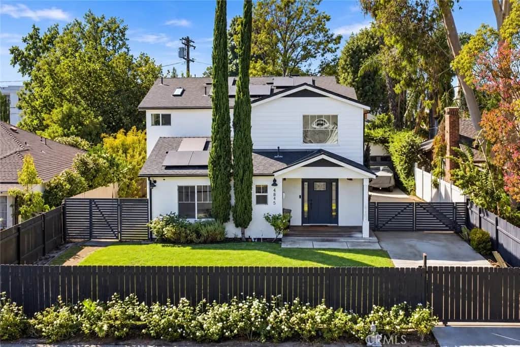 4845 Denny Avenue, North Hollywood, CA — listing photo 1