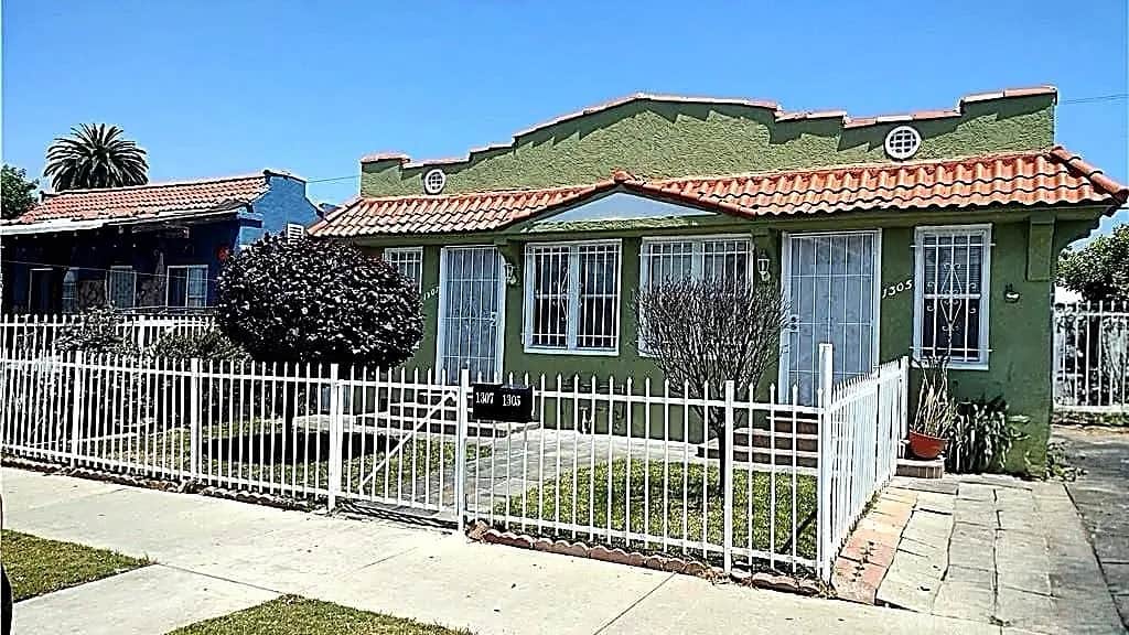 1307 W 56th, Los Angeles, CA — listing photo 1