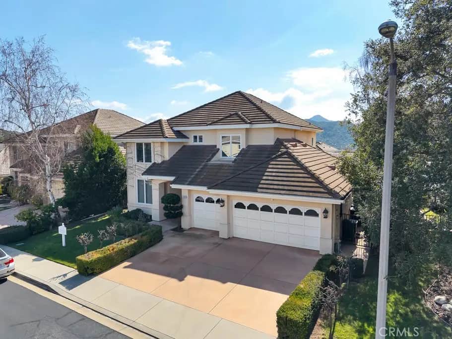506 Ravensbury, Lake Sherwood, CA — listing photo 1