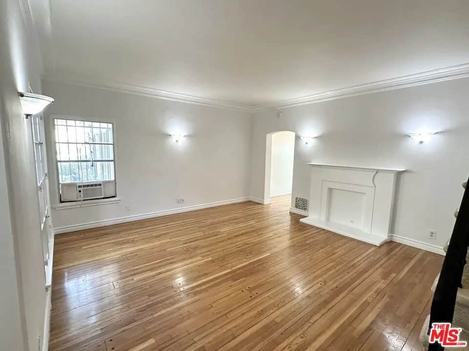 223 S Fuller Avenue, Los Angeles, CA — listing photo 1
