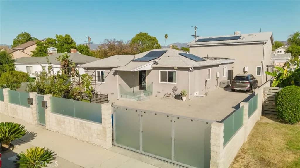 8100 Saint Clair Avenue, North Hollywood, CA — listing photo 1