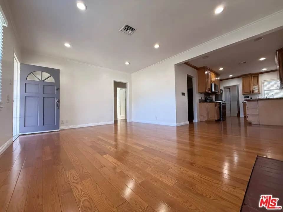 831 N Mariposa Street, Burbank, CA — listing photo 1
