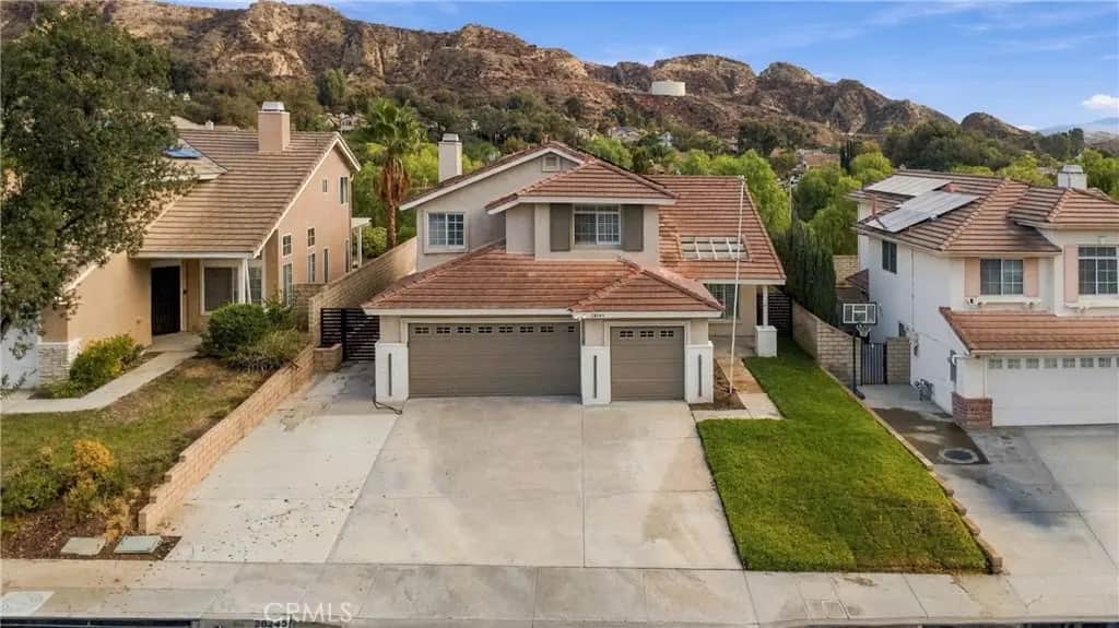 28245 Foothill, Castaic, CA — listing photo 1