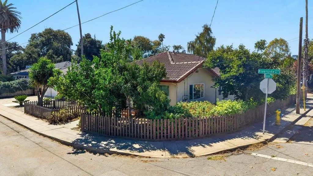 637639 Riverside Avenue, Santa Cruz, CA — listing photo 1