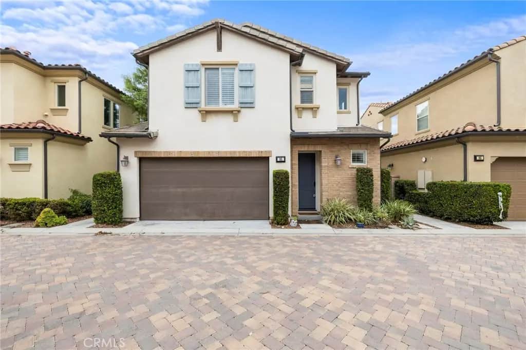 93 Fuchsia, Lake Forest, CA — listing photo 1