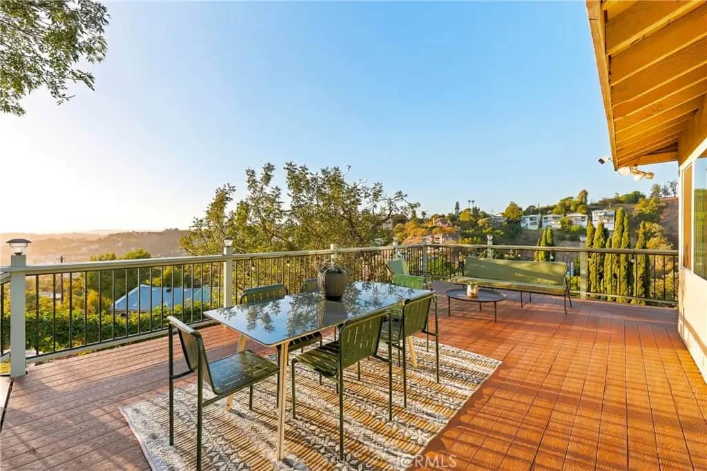 1477 Montecito, Los Angeles, CA — listing photo 1