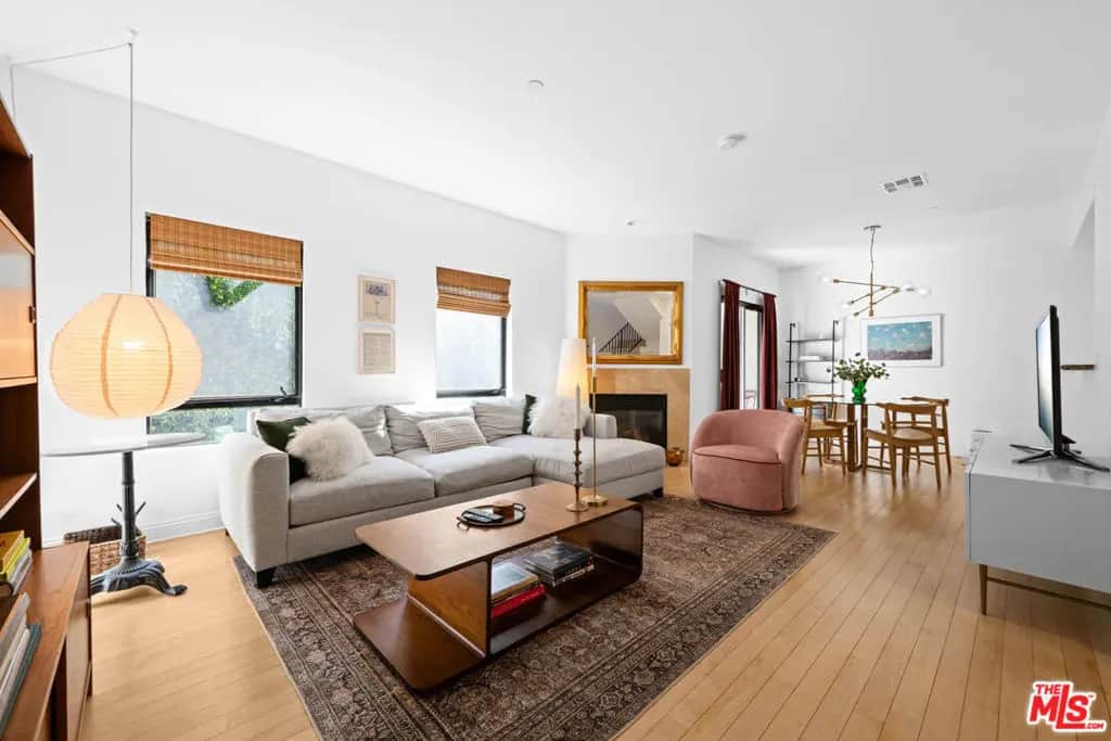 14322 Dickens Street 3, Sherman Oaks, CA — listing photo 1