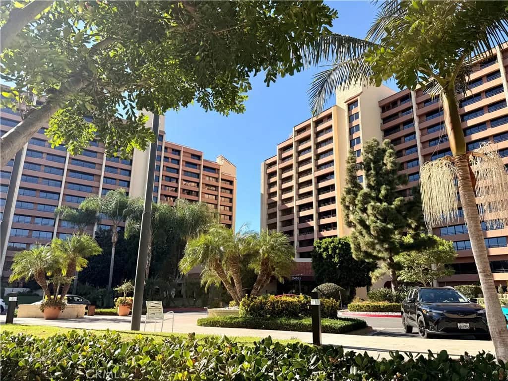 24055 Paseo Del Lago 1157, Laguna Woods, CA — listing photo 1