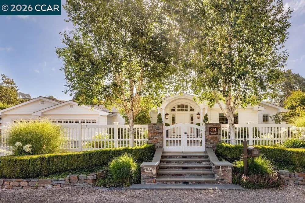 694 Los Palos Dr, Lafayette, CA — listing photo 1