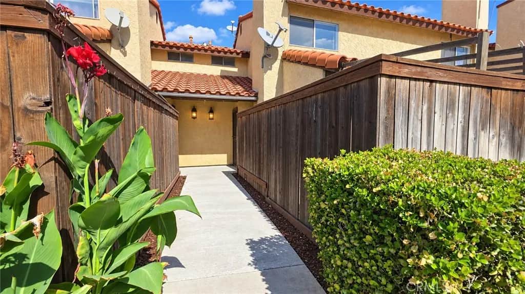 16600 Terrace Lane F, Fontana, CA — listing photo 1