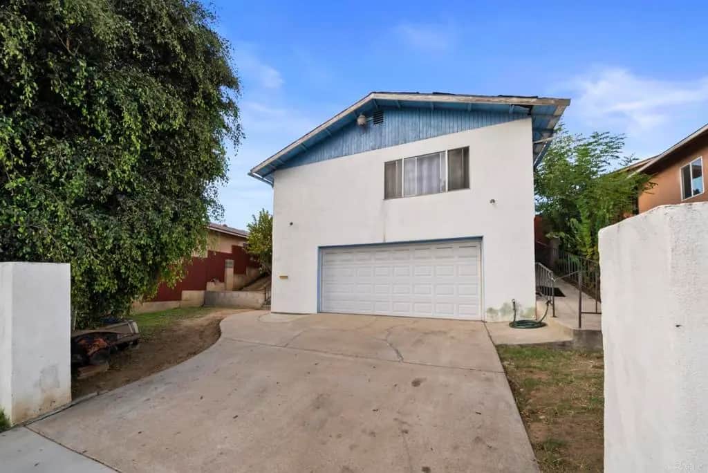 2325 E 14Th Street, National City, CA — listing photo 1