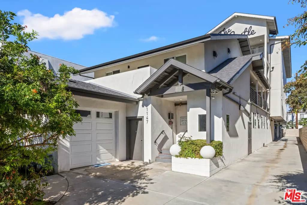 1147 W 37th Street 4, Los Angeles, CA — listing photo 1