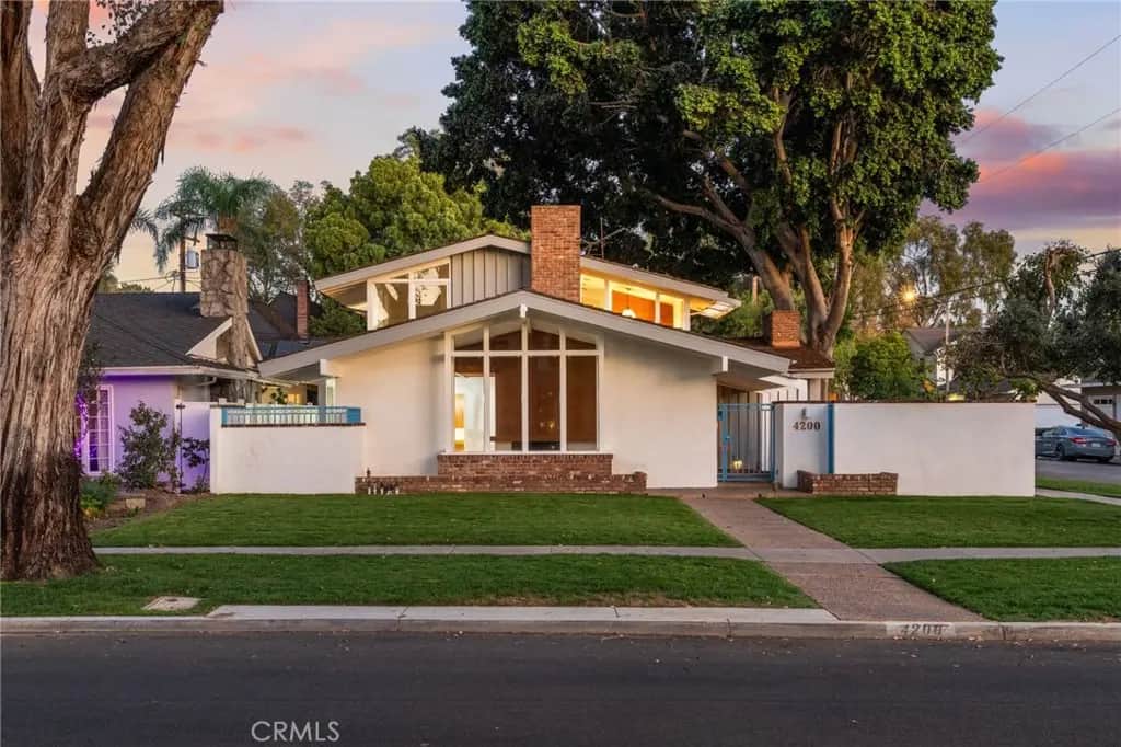 4200 Country Club, Long Beach, CA — listing photo 1