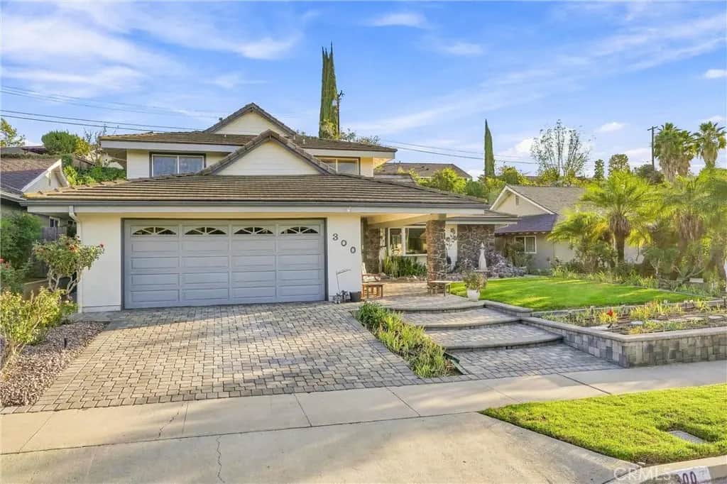 300 W Wedgewood, La Habra, CA — listing photo 1