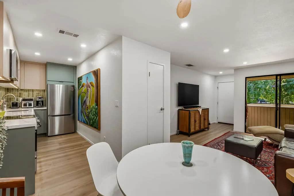 675 N Los Felices Circle W 215, Palm Springs, CA — listing photo 1