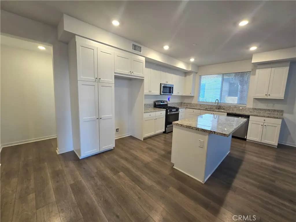 4152 E Axis Privado 101, Ontario, CA — listing photo 1