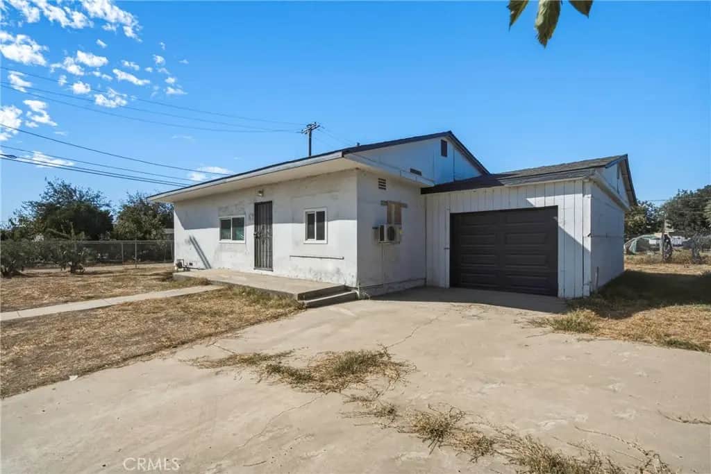 817 S Ash, Pixley, CA — listing photo 1