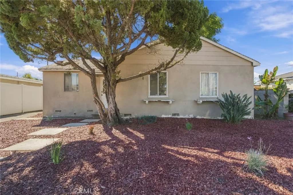 12410 Lull Street, North Hollywood, CA — listing photo 1