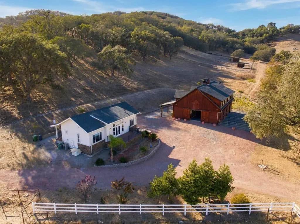 2670 Day Road, Gilroy, CA — listing photo 1