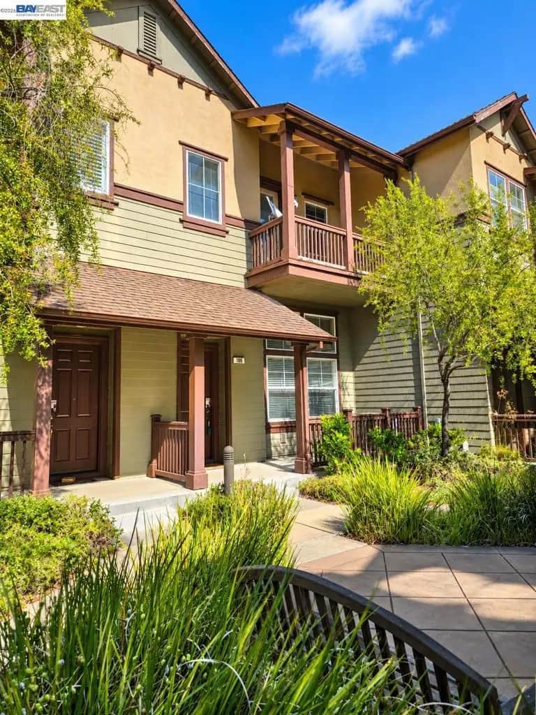 108 Serra Way, San Pablo, CA — listing photo 1