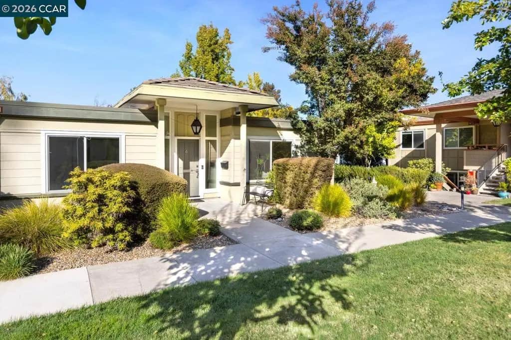 1401 Skycrest Dr 4, Walnut Creek, CA — listing photo 1