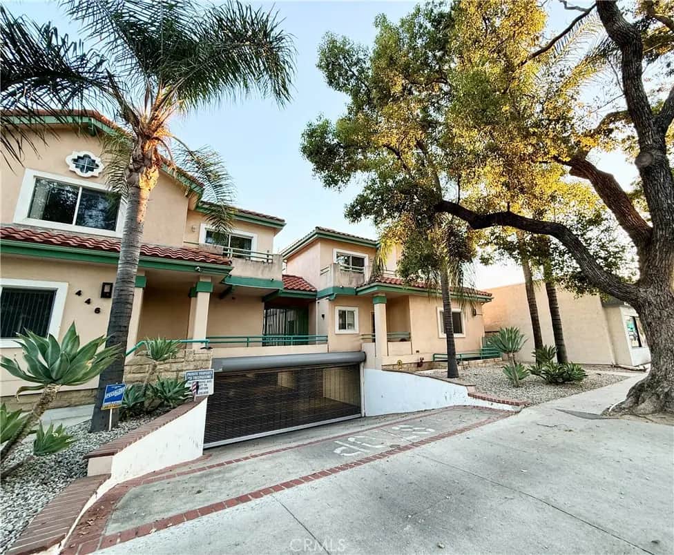 446 W Stocker St, Glendale, CA — listing photo 1