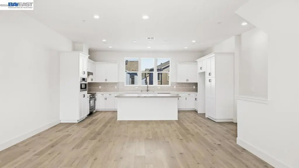 1715 Central Parkway, Dublin, CA — listing photo 1