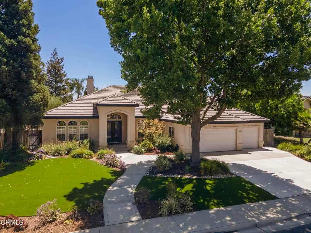 10611 Salisbury Drive, Bakersfield, CA — listing photo 1
