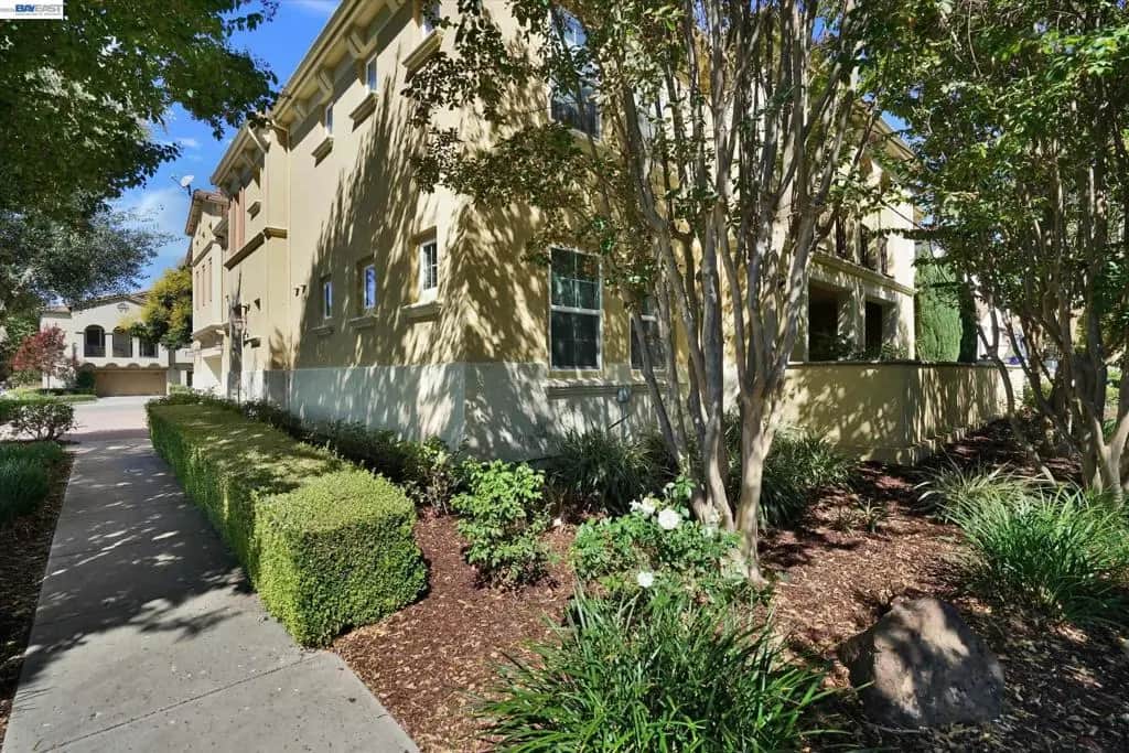 2811 Quarryhill Ave, Livermore, CA — listing photo 1