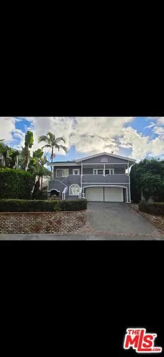 127 W Avenida De Los Lobos Marinos, San Clemente, CA — listing photo 1