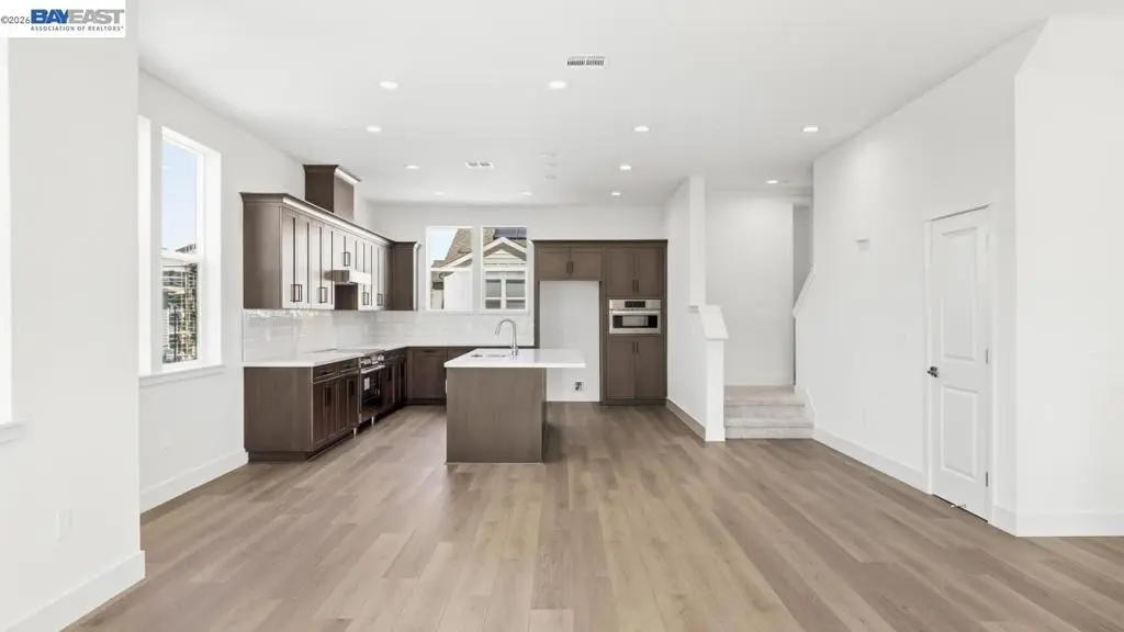 1719 Central Parkway, Dublin, CA — listing photo 1