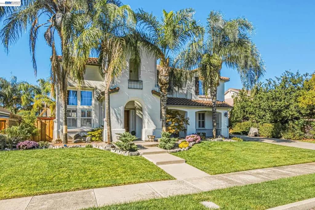 1828 La Fonte, Brentwood, CA — listing photo 1