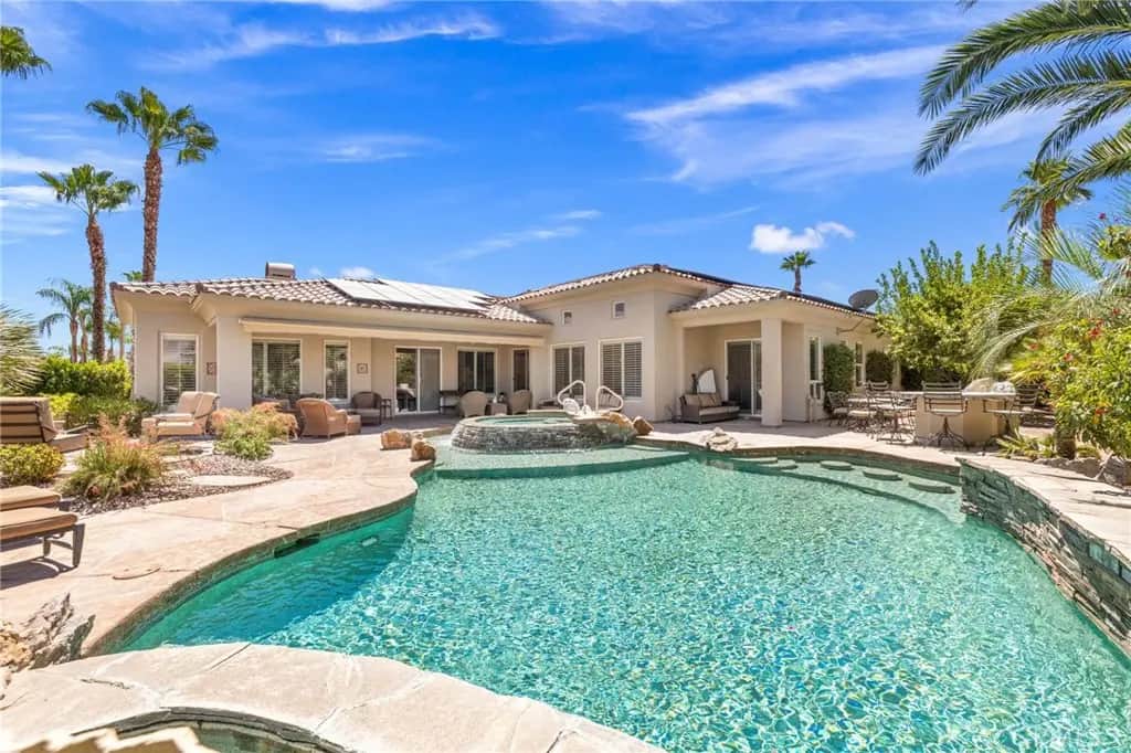 321 Loch Lomond Road, Rancho Mirage, CA — listing photo 1
