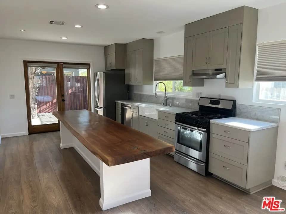 2338 Riverdale Avenue, Los Angeles, CA — listing photo 1