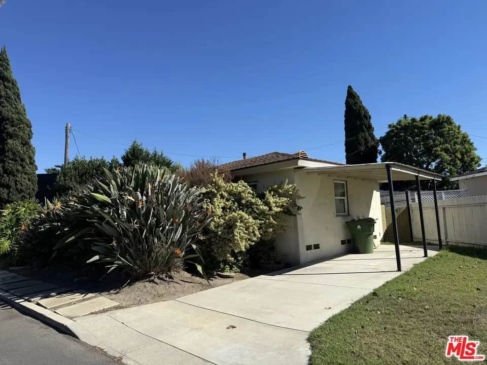 11790 Radio Drive, Los Angeles, CA — listing photo 1