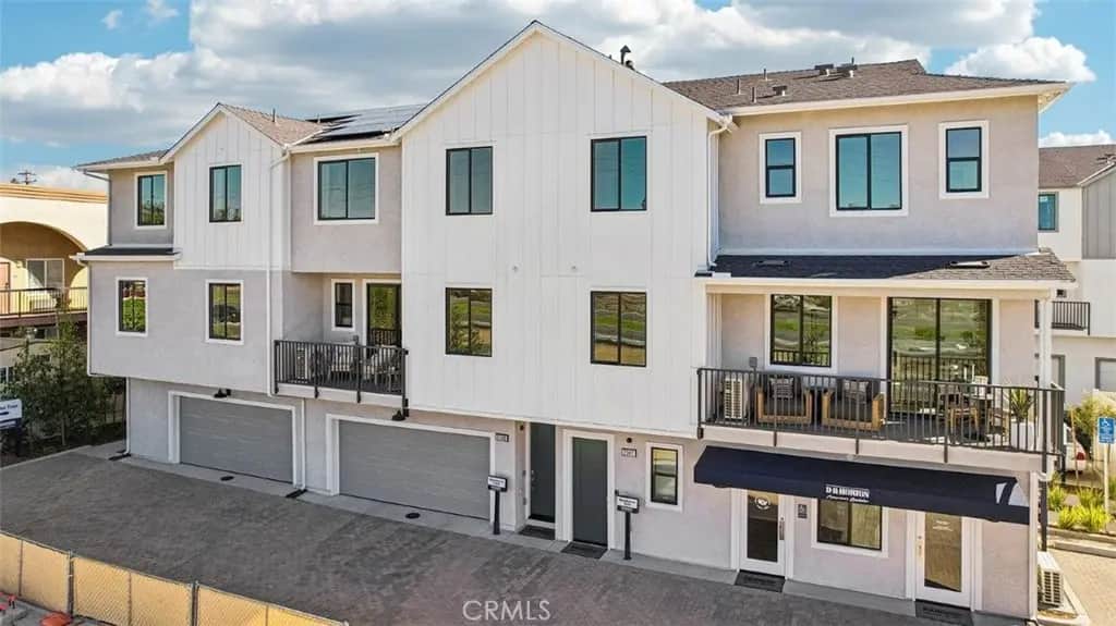 2345 Golden Blaze Glen, Escondido, CA — listing photo 1