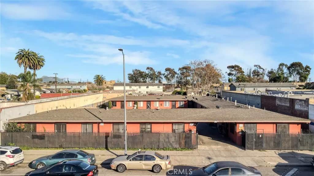 10108 S Figueroa Street, Los Angeles, CA — listing photo 1