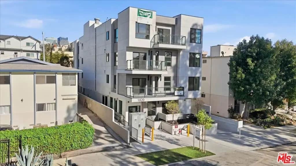 1820 Prosser Avenue 202, Los Angeles, CA — listing photo 1