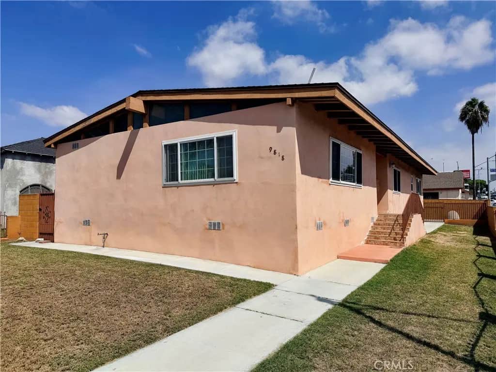 9818 S 2nd, Inglewood, CA — listing photo 1