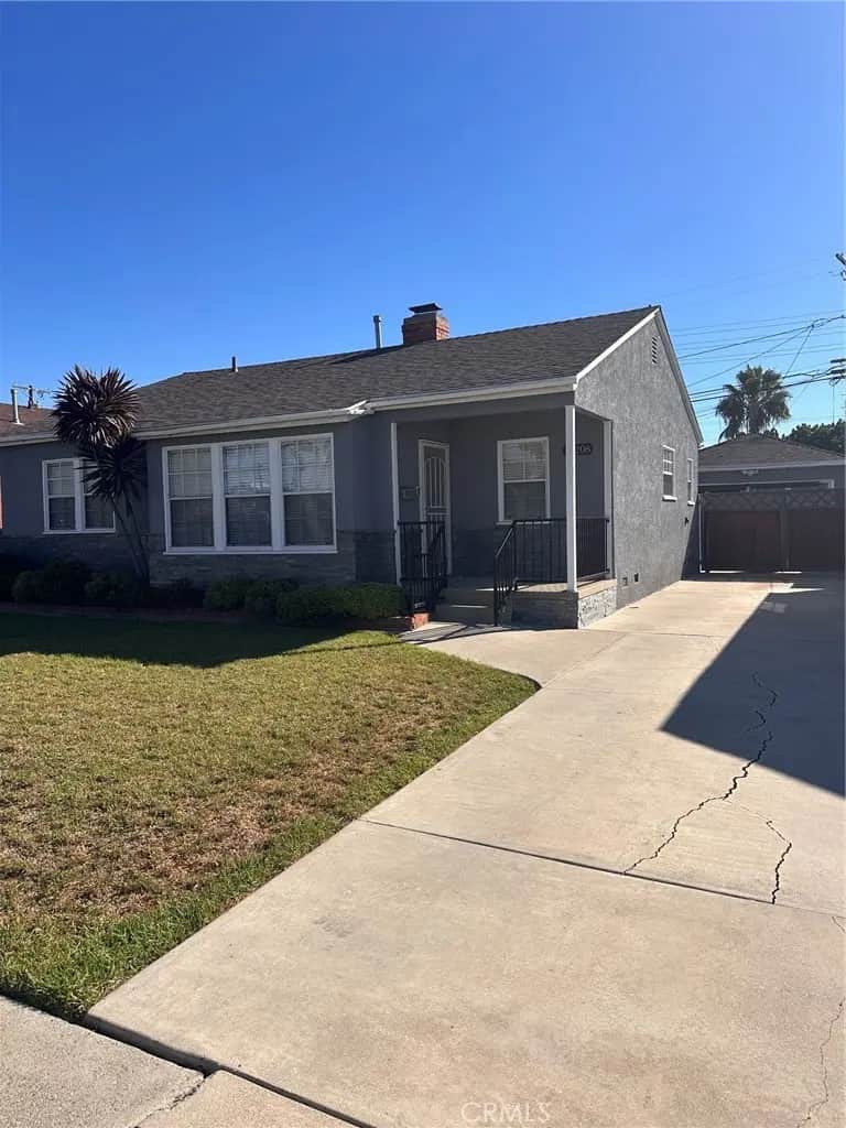 12208 Burl, Hawthorne, CA — listing photo 1