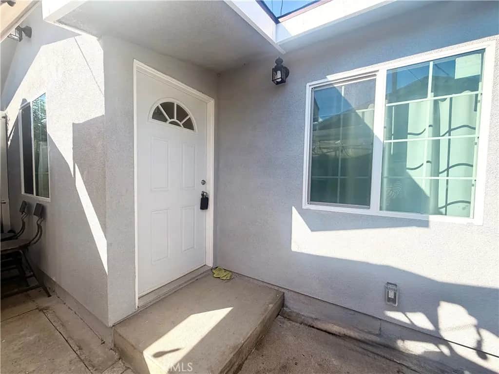 131 W Louise Street A, Long Beach, CA — listing photo 1