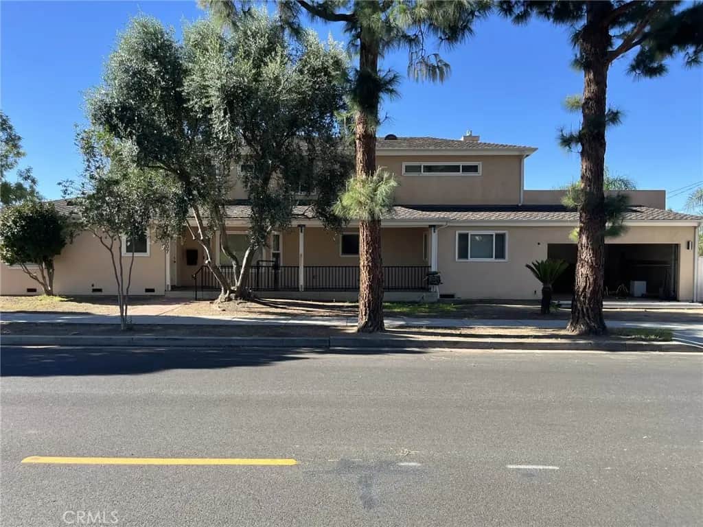 2007 N 6th Street, Burbank, CA — listing photo 1