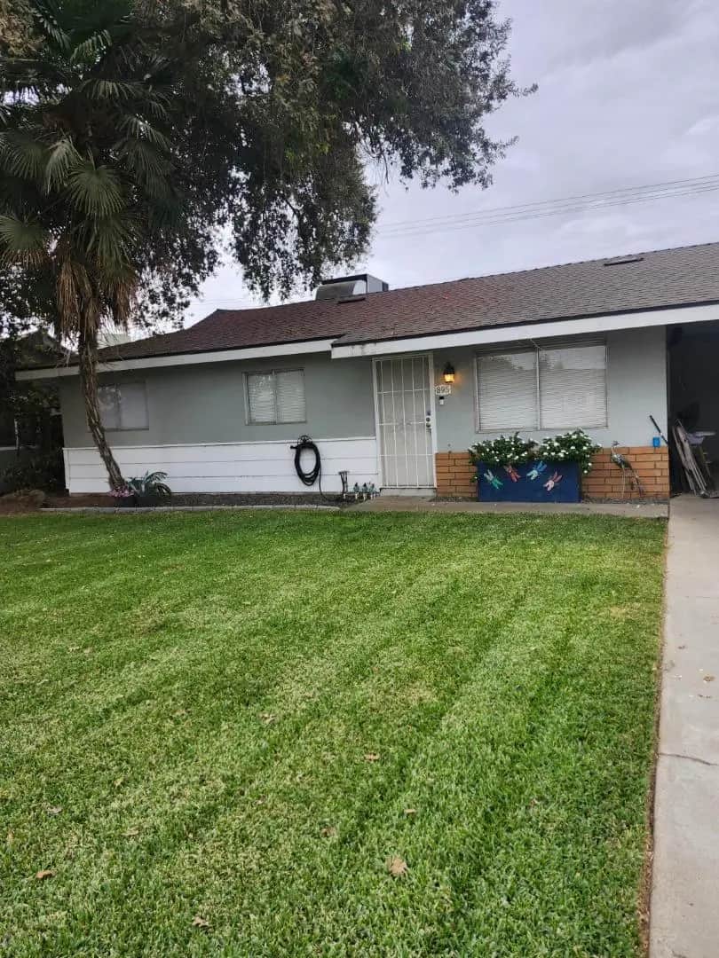 895 W Madalyn Avenue, Tulare, CA — listing photo 1