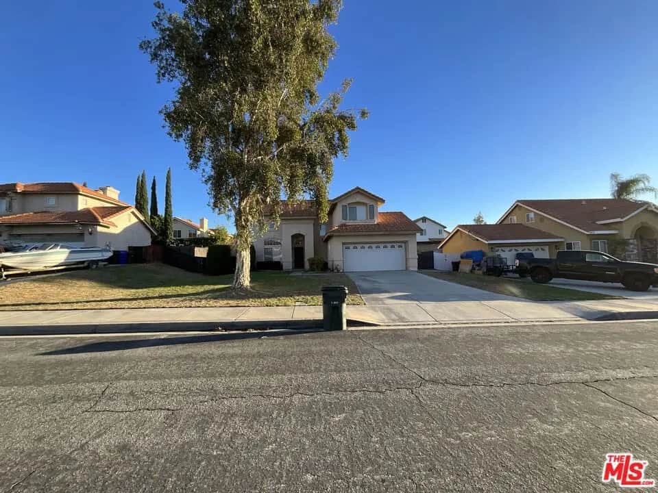 2130 Autumn Mist Drive, Rialto, CA — listing photo 1