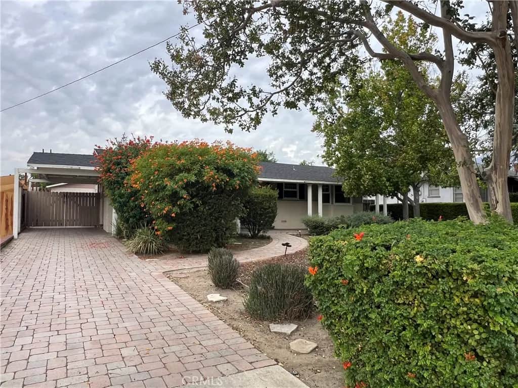 1833 8th Avenue, Monrovia, CA — listing photo 1